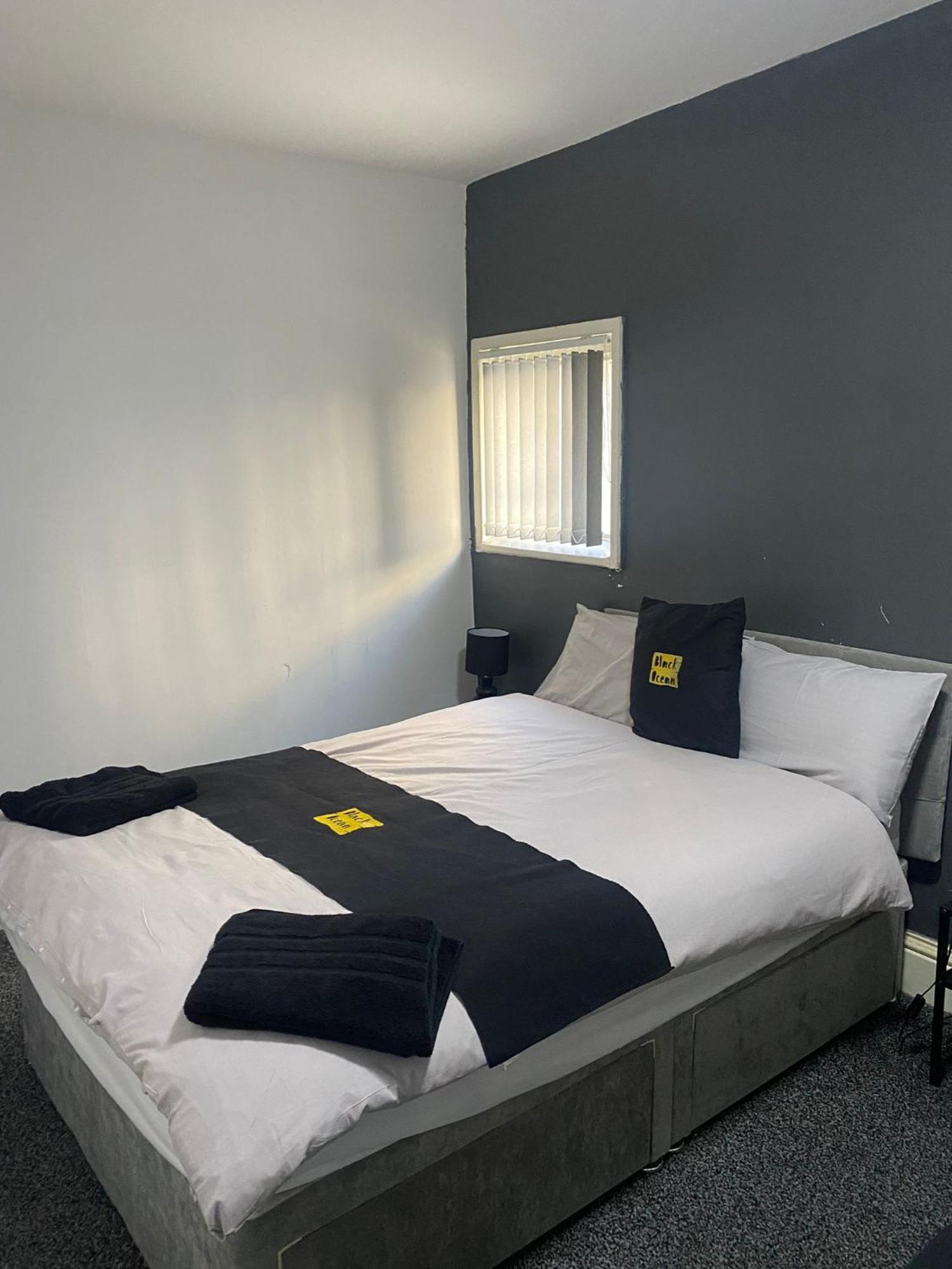 Black Ocean Holiday Apartments Blackpool Exterior foto